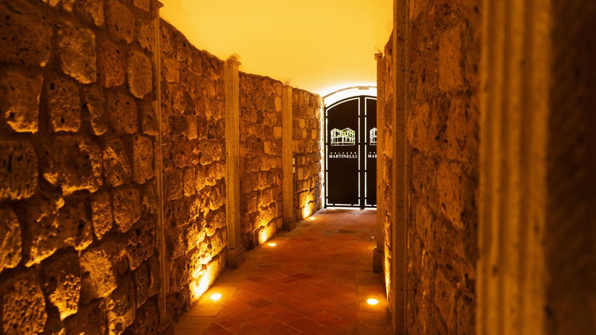 Palazzo Martinelli Hotel Sorrento Buitenkant foto