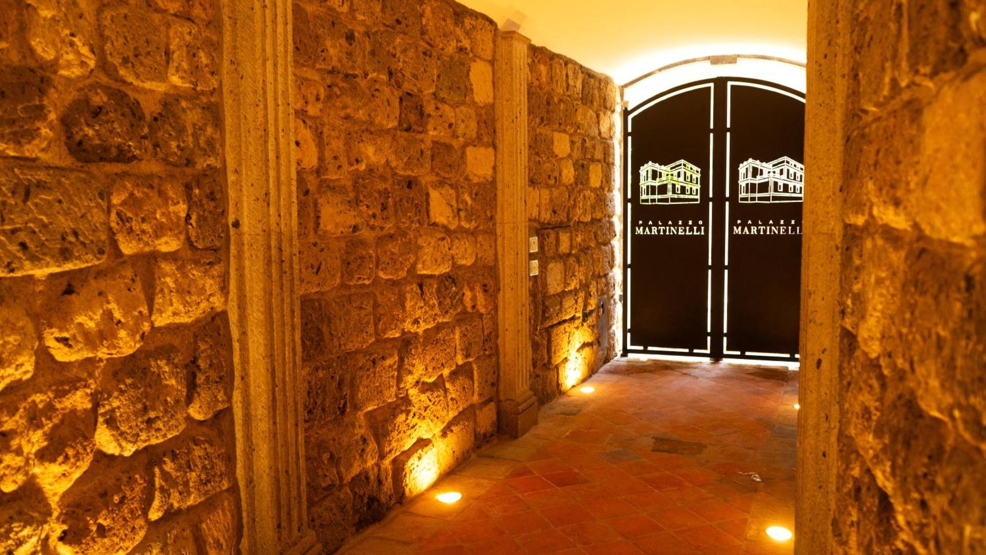 Palazzo Martinelli Hotel Sorrento Buitenkant foto