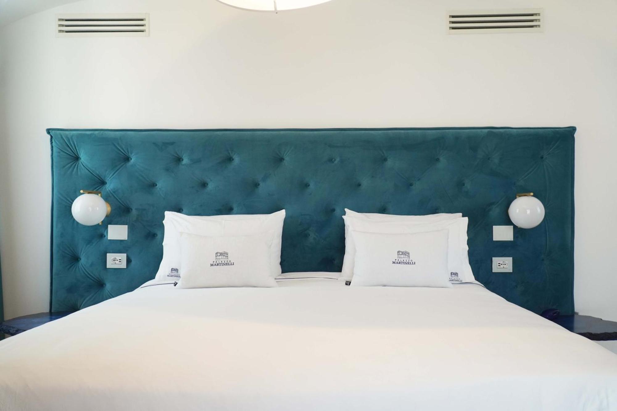 Palazzo Martinelli Hotel Sorrento Buitenkant foto